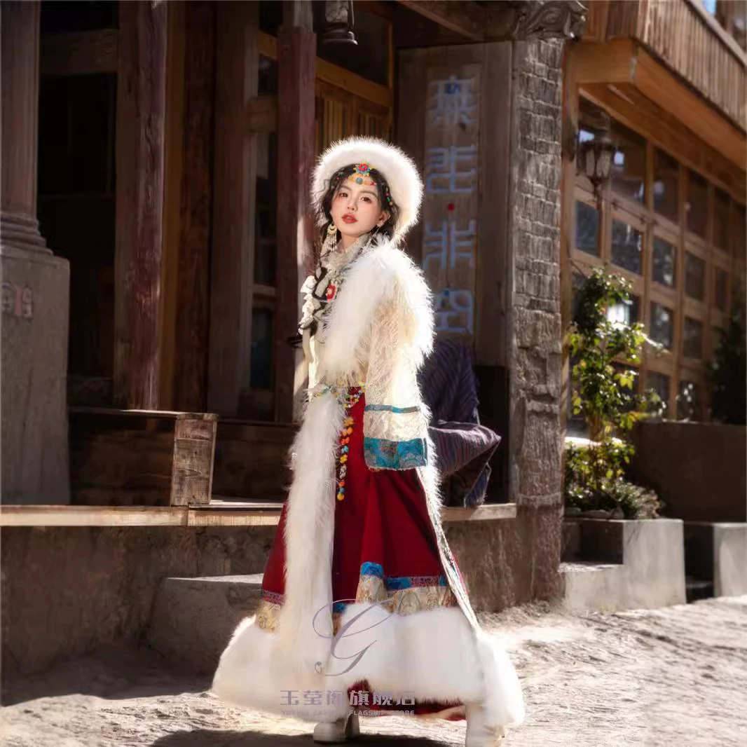 Тибетское одеяние, женская тибетская одежда новый тибетский стиль национальный стиль Лхаса бригада съемки сеть красная новая девушка фото тибетское одеяние