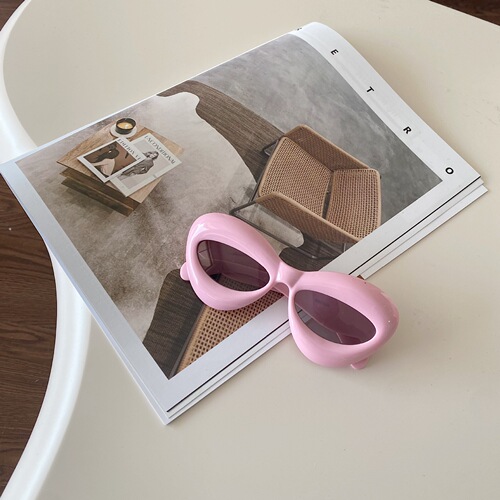 Weimu children's clothing children's futuristic glasses boys and girls personality trend sunglasses baby sunscreen glasses wholesale from Korea