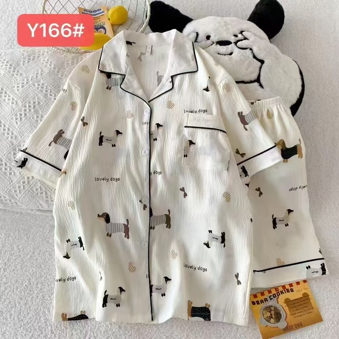 Comercio exterior de Vietnam verano nuevo estilo nube rebeca de algodón solapa dulce pijama de dibujos animados pantalones cortos de manga corta traje de servicio a domicilio para mujer