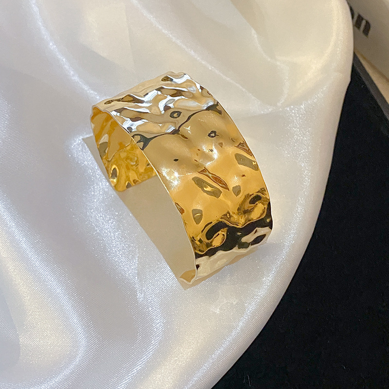 40g Weight 0.03µm Gold Plating Thickness Electroplating Gold Plating Process Copper Plated Plating Material Bangle Classification 1 Piece Quantity Party, Date Occasion Metal Material Geometric Pattern Women's Gender Elegant, Simple Style Style Plating Craft Elegant Simple Style Geometric Metal Plating Women's Bangle 5