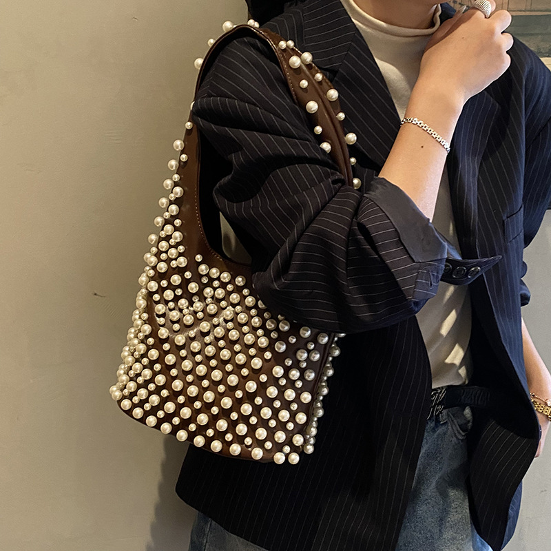 Bolsas retro europeas y estadounidenses transfronterizas bolsas de hombro de gran capacidad para mujeres bolsas axilales personales de perlas de viaje bolsas de cubo de agua