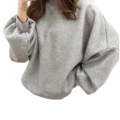 Stylish women's matching skirt and hoodie autumn base layer innerwear essential faux two-piece for layering, hem covers buttocks curtain