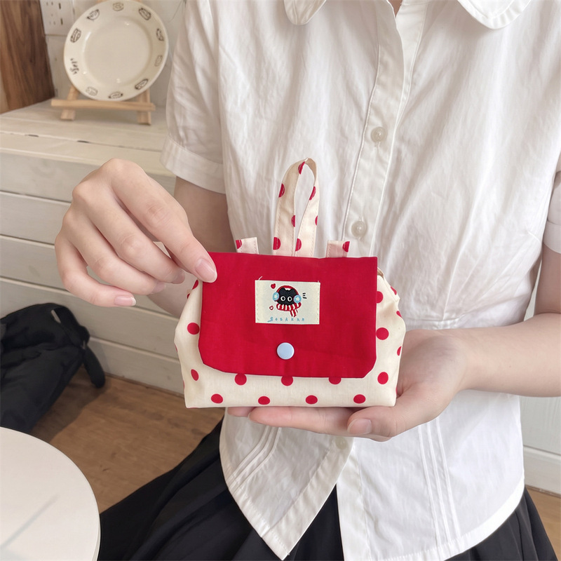 68184 Korean-style portable mini key bag, makeup bag, carry-on bag, polka dot large pouch, earphone and coin storage bag 68184 Korean-style portable mini key bag, makeup bag, carry-on bag, polka dot large pouch, earphone and coin storage bag