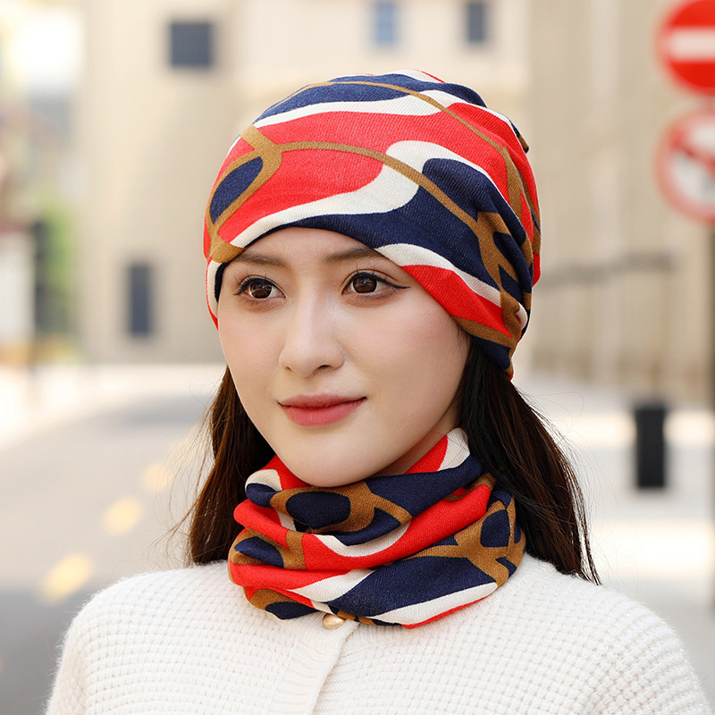 防寒保温百変マフラーの頭と秋冬の山の帽子はカシミヤの二重の多機能の頭巾の男女のねじれの帽子をまねます。|undefined