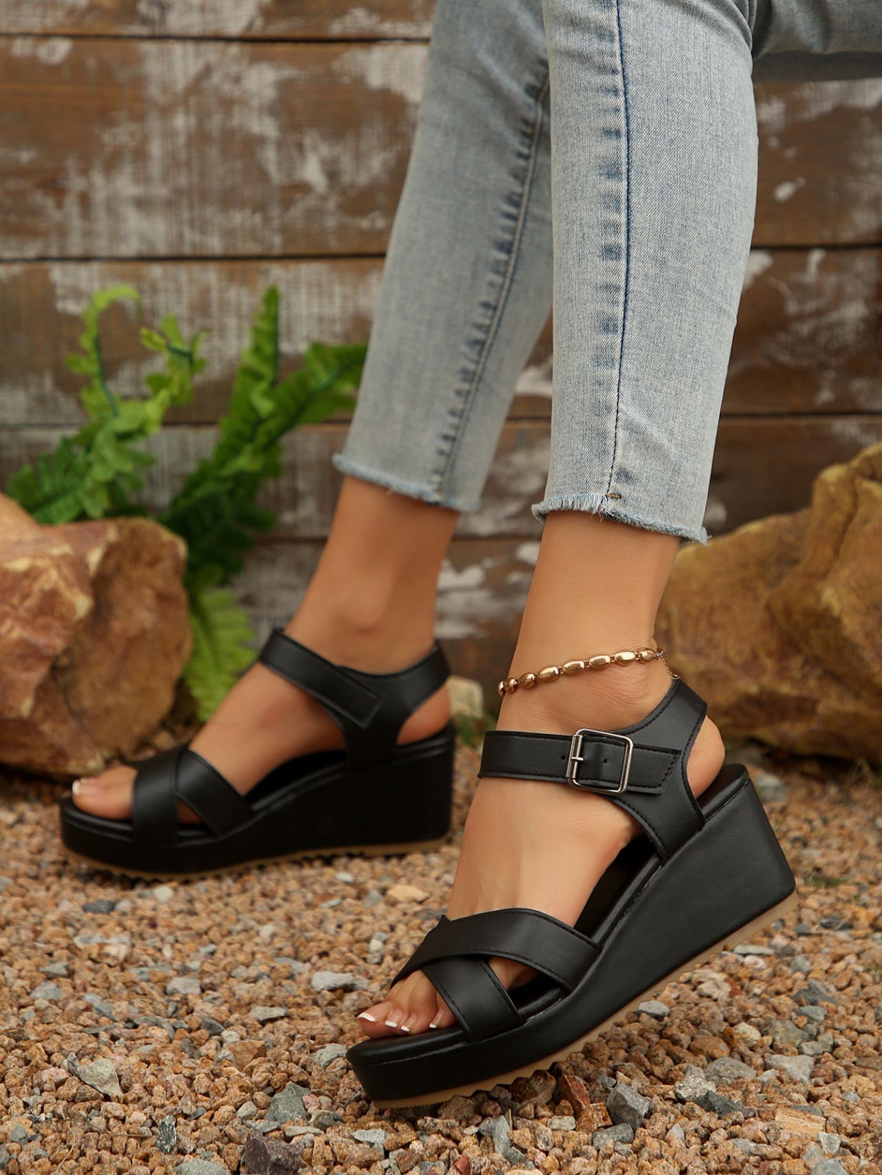 Women's Wedge Sandals Platform Open Toe Buckle Roman Heeled Sandals_voghion.com