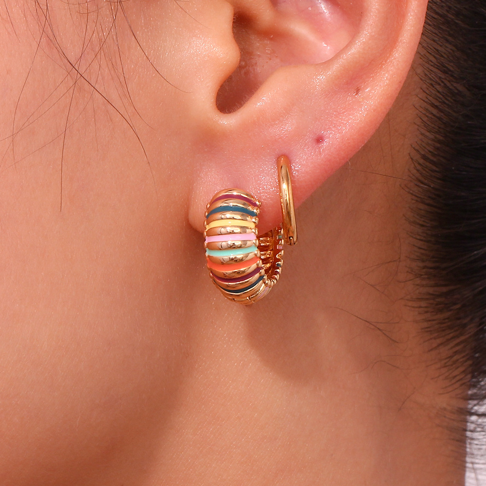 1 Paire Style Classique Bloc De Couleur Placage Acier Inoxydable Plaqué Or 18k Des Boucles D'oreilles display picture 4