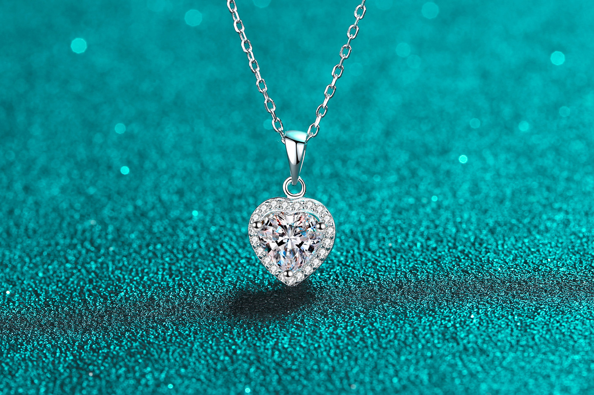 Pendant Necklace Classification 1 Piece Quantity 925 Sterling Silver Moissanite Zircon Plating Inlay Heart Shape Pendant Necklace