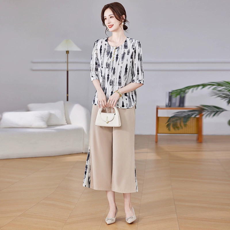 Летний новый стиль для мам: женская одежда для женщин среднего возраста, комплект из двух предметов с короткими рукавами, повседневный модный костюм больших размеров