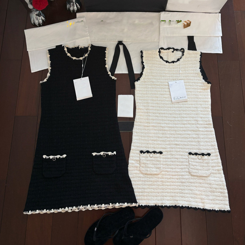 Shenzhen Nanyou Goods~26 Early Spring New Style Chanel-Inspired Knitted Sleeveless Dress for Women, Slim Fit Short Dress