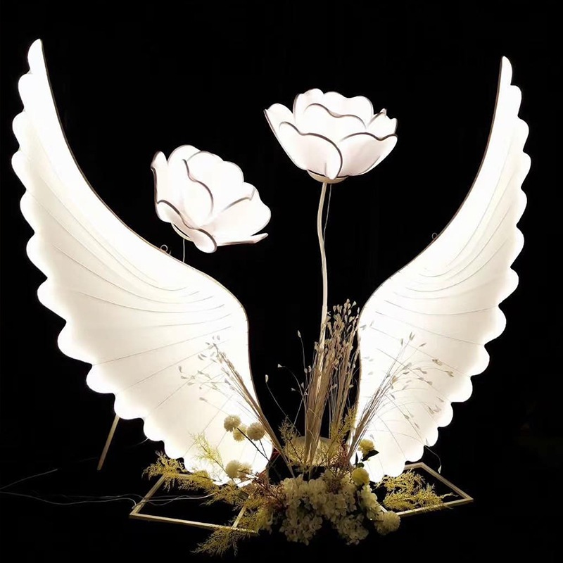 Arte de tela de hierro alas de ángel luminosas luces de guía de boda centro comercial auditorio de bodas diseño de fondo accesorios luces decorativas