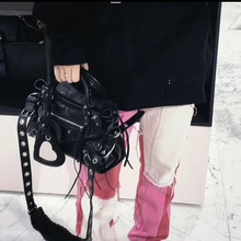 �W�tС���͹�ᔙC܇��Ů2025�¿����Ҹ�°�����������μ�б���