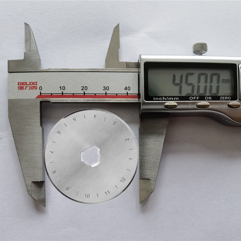 厂家直供45mm适用于OLFA日本缝纫滚轮刀手动裁布圆刀旋转切割X20