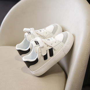 Crayon Xiaoxin children's board shoes boys' shoes 2024 Spring and Autumn new children's casual shoes popular fashionable soft bottom girls