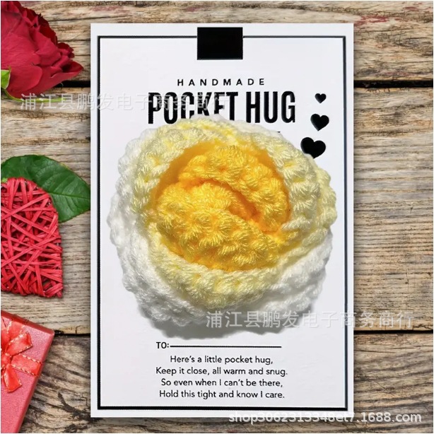 Transfronterizo nuevo amor hecho a mano de punto de ganchillo corazón bolsillo abrazo tarjeta de felicitación pequeño regalo
