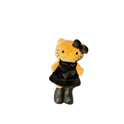 Hello Kitty Chanel-Style Protective Cover | Seat belt shoulder pad