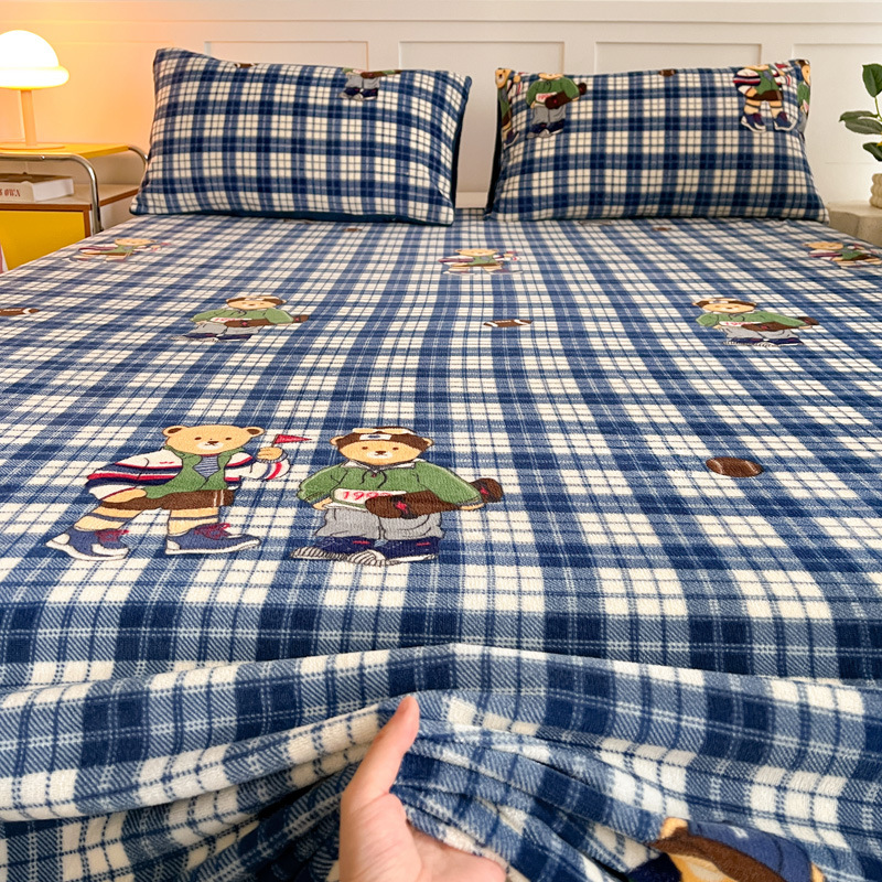 Ins Cute Milk Velvet Bed Bed Sheets Three-Piece Winter Thickeneded Baby Velvet Blanket Dormitory Type a Cartoon Fleece-Lined Single Piece