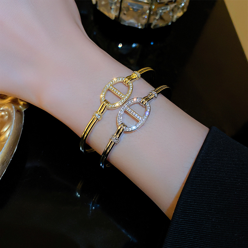 13g Weight Zircon Inlay Material Bangle Classification 1 Piece Quantity Fashion Solid Color Copper Zircon Bangle In Bulk