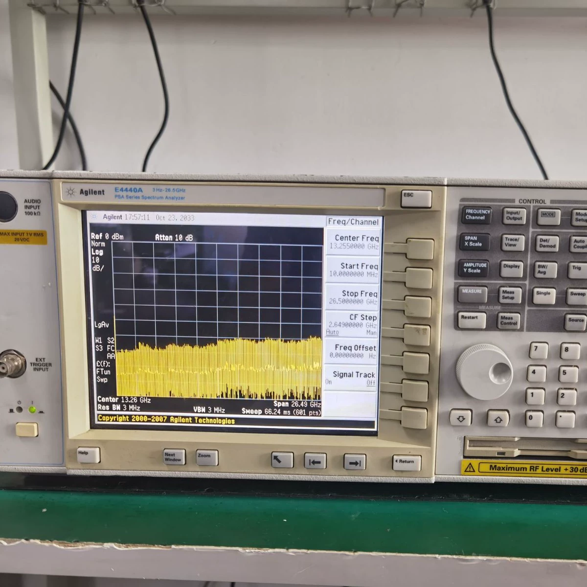 Agilent Спектрометр Agilent E4443A Шэньчжэнь E4440A Анализатор спектра E4443A