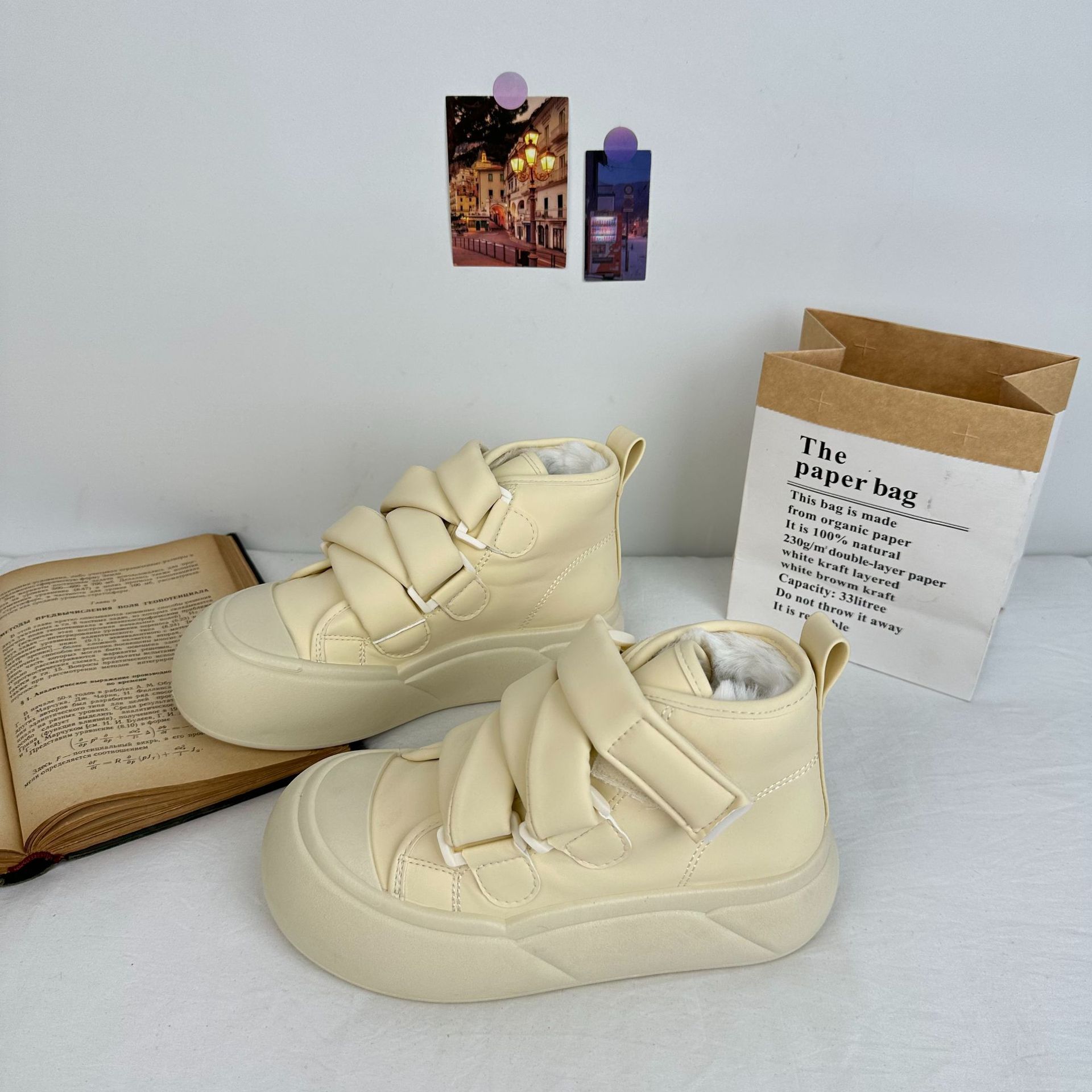 Zapatos de algodón de alto alcance de ondas gruesas de fondo de gran alcance de mujer con velcro, zapatos blancos coreanos de alto alcance, zapatos de skate cálidos image 5
