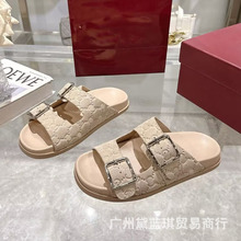 ��Ůͬ��ţ���q���y�pƤ�����ļ��⴩���ɳ����Ь�͹����e