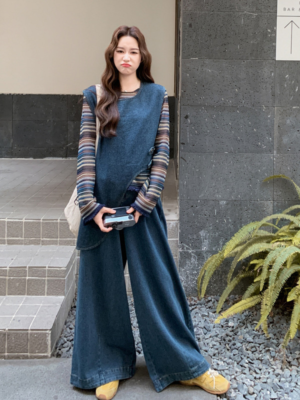 巨好看不规则牛仔马甲套装女秋季2025新款盐系针织衫阔腿裤三件套|undefined