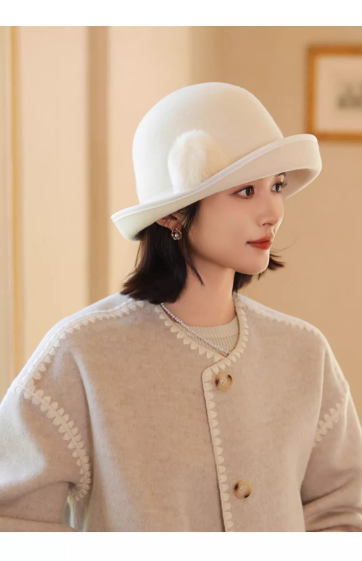 Women's Autumn/Winter Wool Elegant Rolled-Brim Bucket Hat Large Pom-Pom Fisherman's Hat Elegant And Warm Hat_voghion.com
