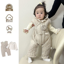 婴儿衣服套装秋冬装宝宝连体衣加绒夹棉外出哈衣背带裤分体两件套