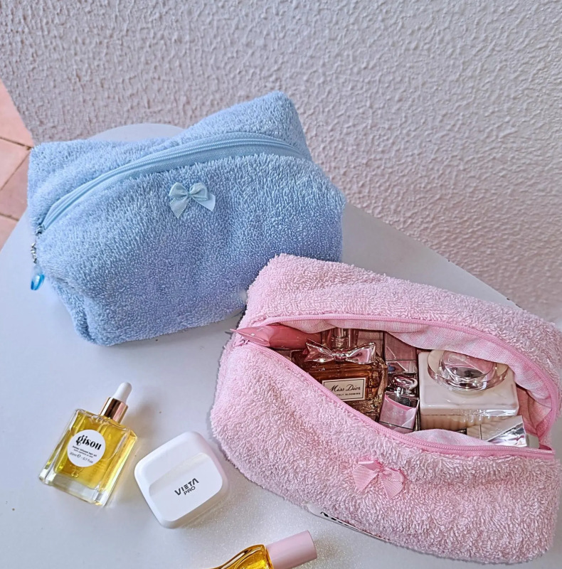 国境を越えたスポットタオル生地の化粧品バッグ、家庭用旅行用大容量の化粧品とスキンケア製品のジッパートイレタリーバッグ|undefined