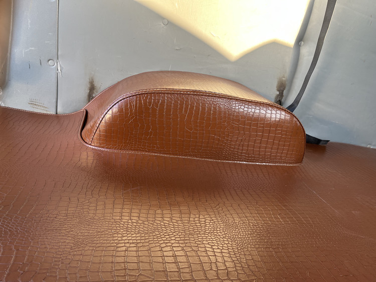 Nanjing Iveco Car Floor Mats 5 New Deyi Baodidu Ling Osheng 6 Sitting Floor Rubber Encyclopedia Surrounded Rear Modification