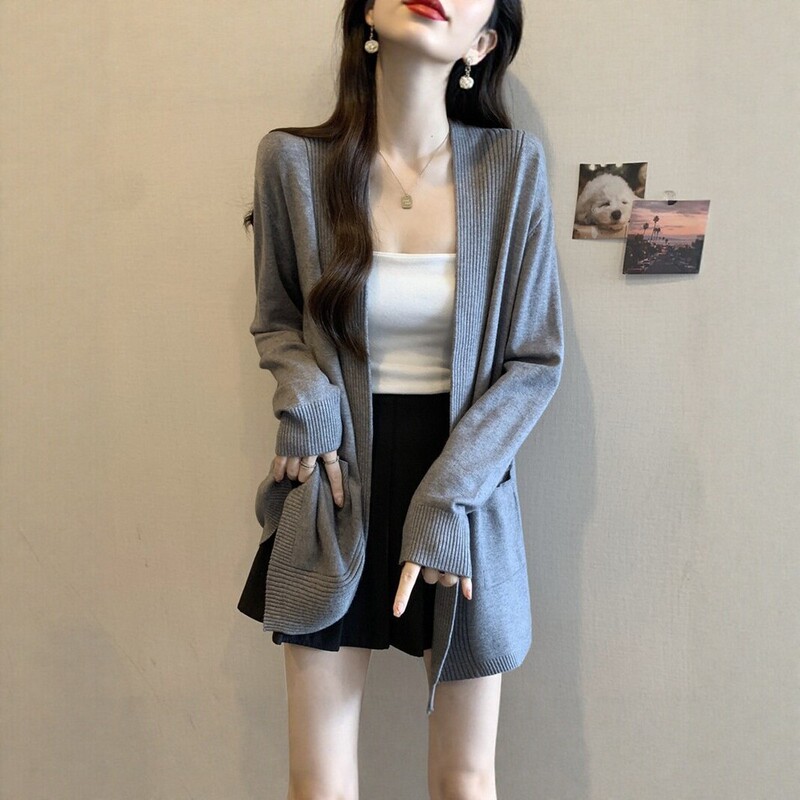 Casual style gray knitted cardigan for women, spring and autumn 2026 new model, outer shawl, mid-length top, plus size Casual style gray knitted cardigan for women, spring and autumn 2026 new model, outer shawl, mid-length top, plus size