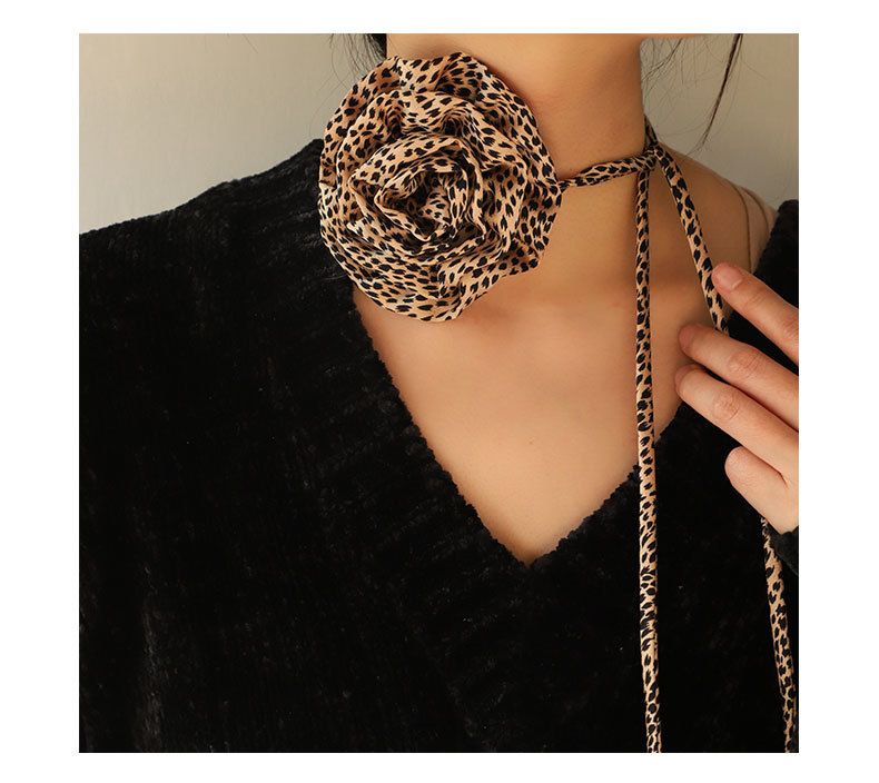 IG Style Modern Style Classic Style Flower Leopard Cloth Women's Choker display picture 2