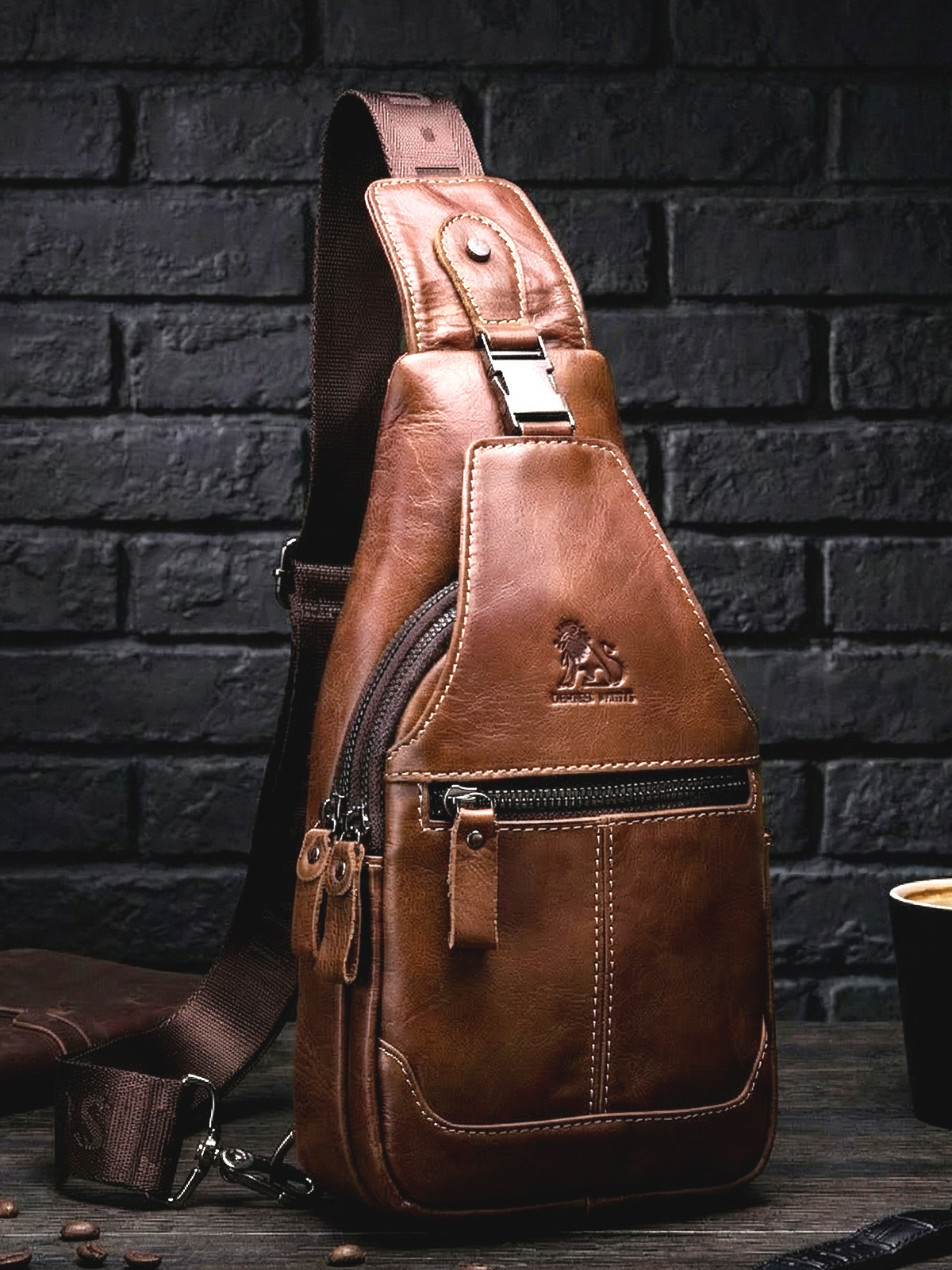 Bolso de pecho de cuero genuino para hombre, bolso de pecho de piel de vaca de primera capa, bolso de hombro de estilo informal retro, bolso de cuero de gran capacidad