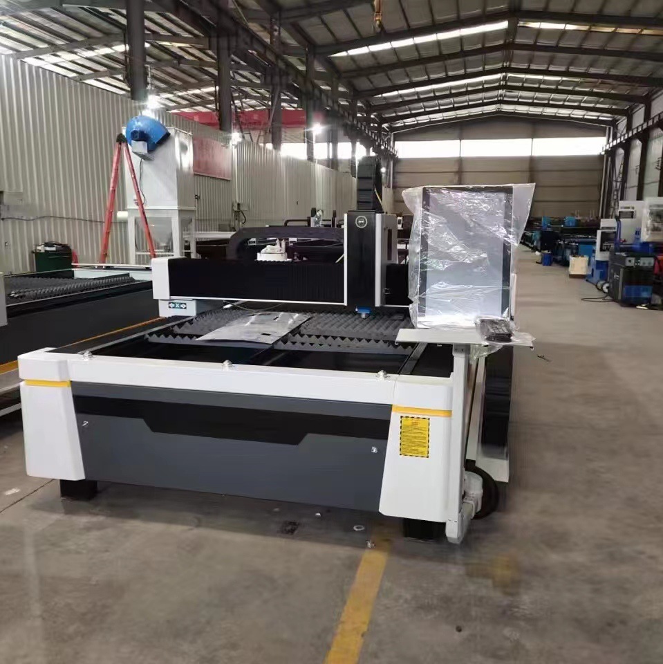激光数控切割机6015切割机跨境切割机3000瓦不锈钢板切割机跨境