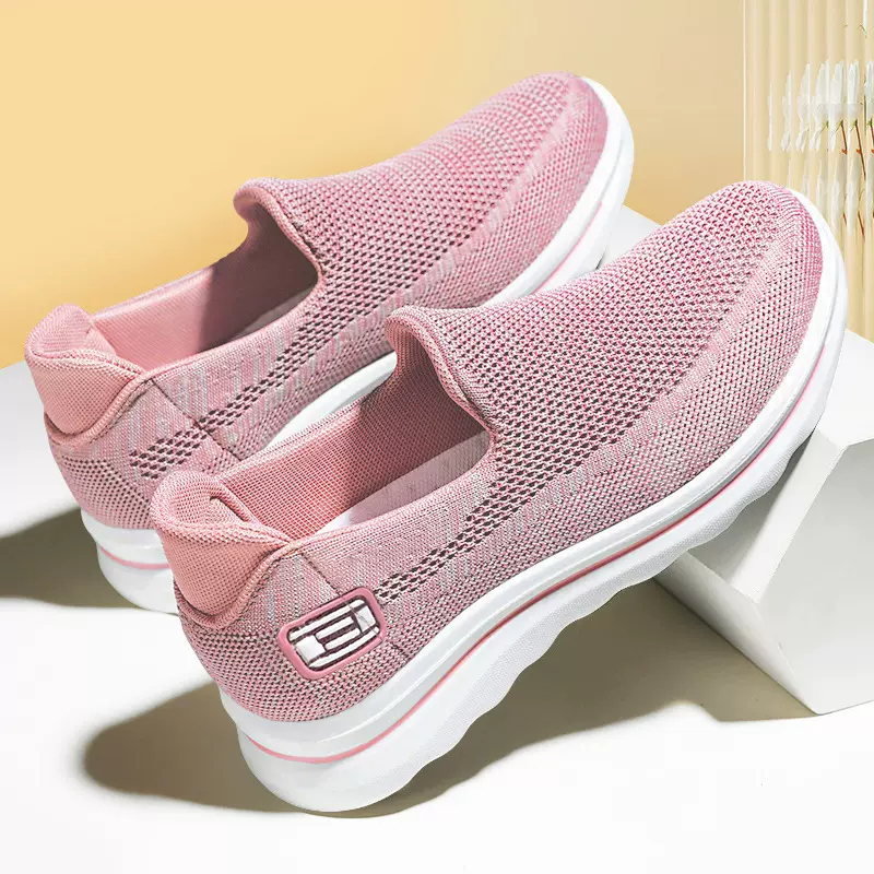 鞋子女秋季中老年妈妈鞋一脚蹬平底老人鞋防滑软底飞织面品牌女鞋