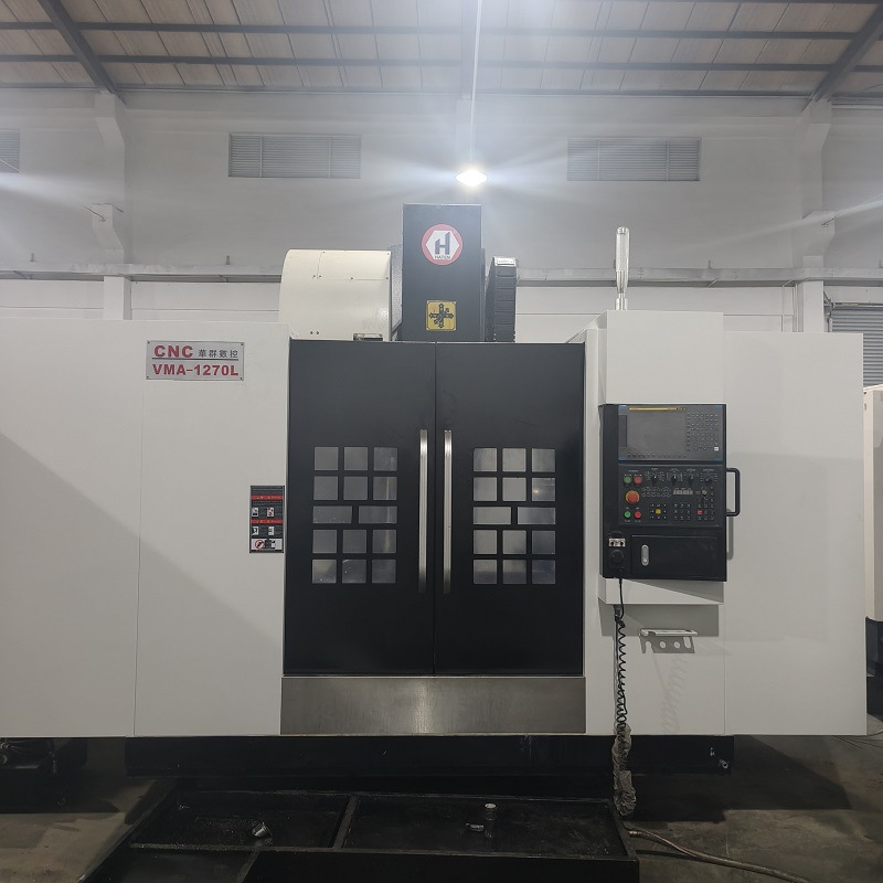 机械设备 机床设备 华群1270L加工中心 二手设备收售  钻攻中心