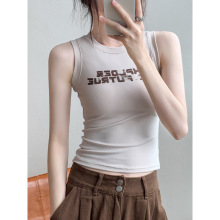 歌倍尚圆领无袖背心女2025夏季新款字母印花T恤辣妹设计感上衣潮