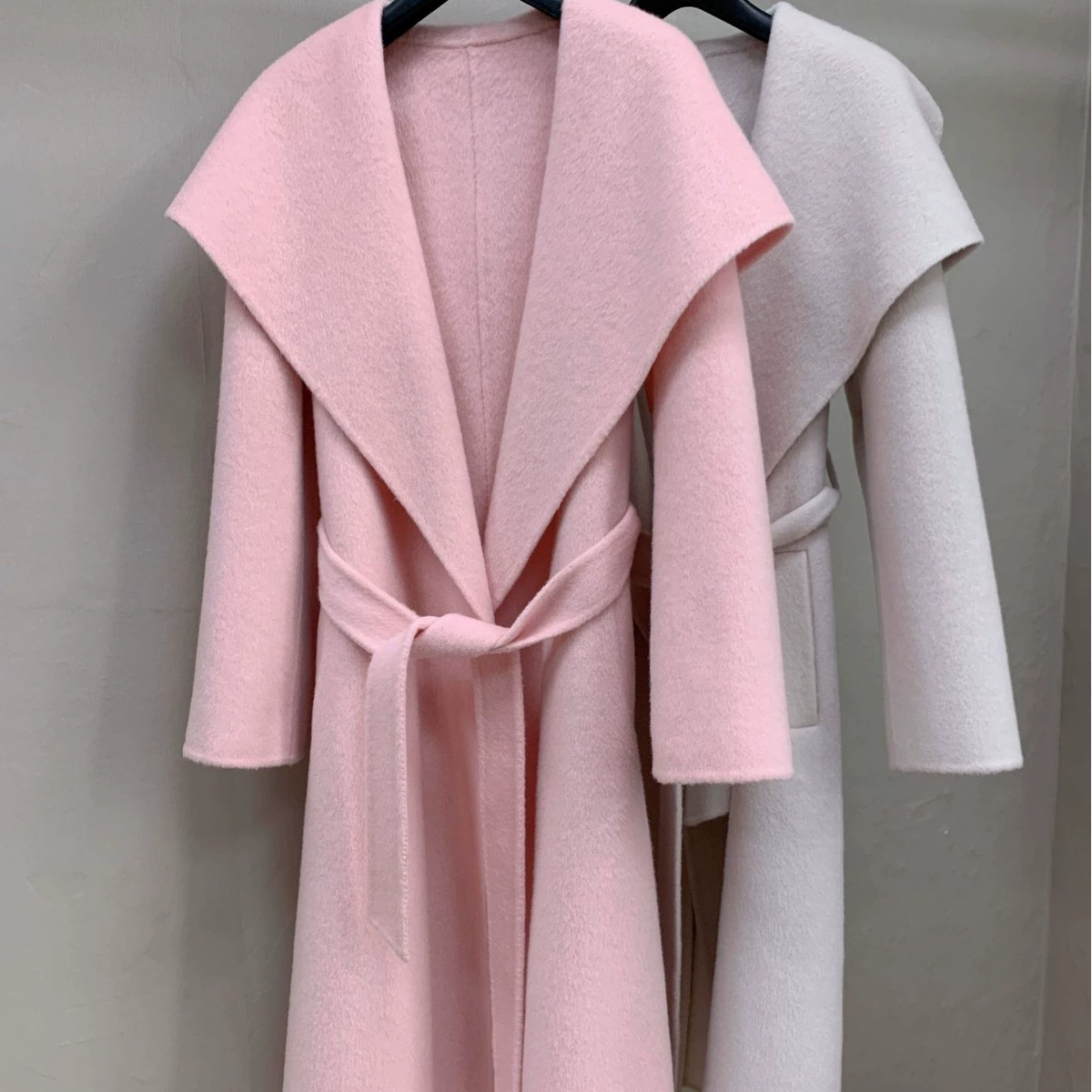 Женское пальто из альпаки и двустороннего кашемира, осенне-зимняя коллекция 2025, с большим отложным воротником, свободного кроя