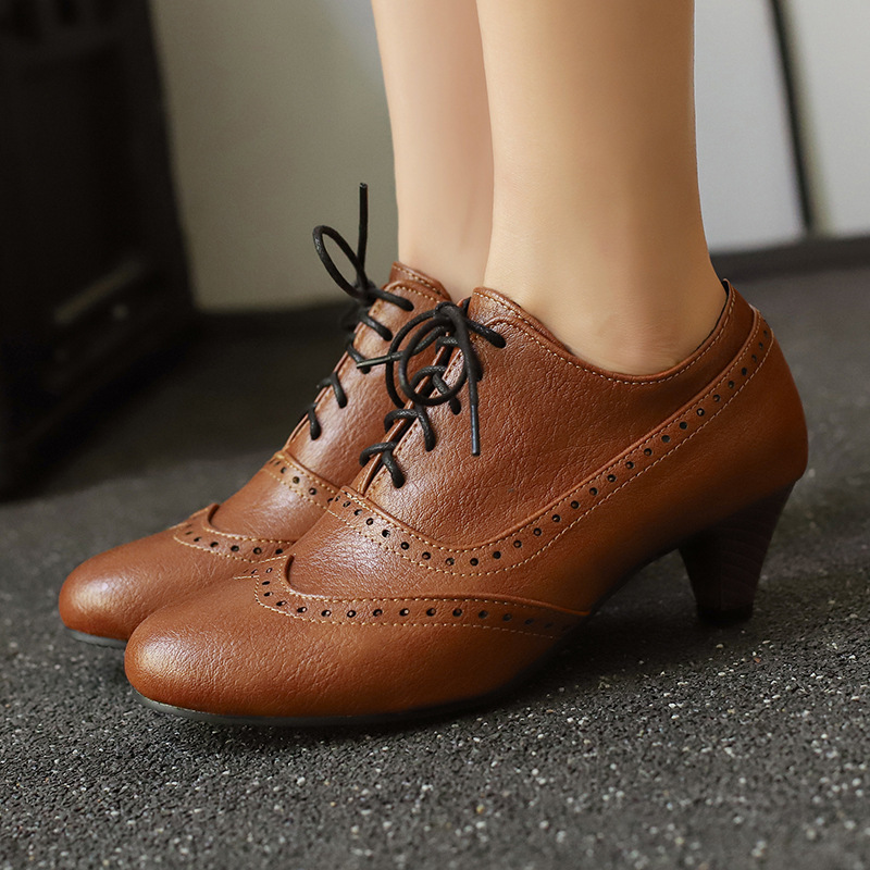 2025 new double perforated brogue women's shoes thick mid heel deep mouth shoes X25020024