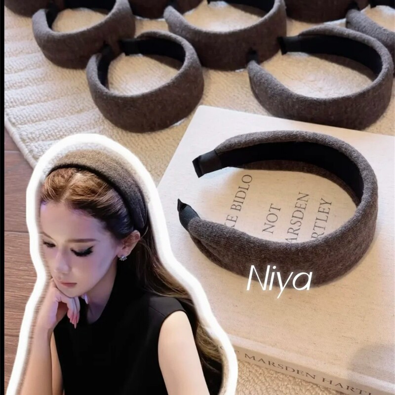 Yi Mengling's Velociraptor-style lazy and soft knitted headband, simple and versatile for commuting, thickened for autumn and winter
