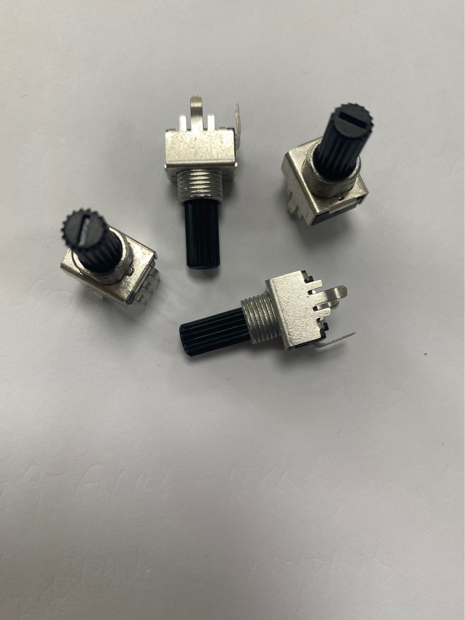 厂家直销音响汽车功放机小家电用093电位器