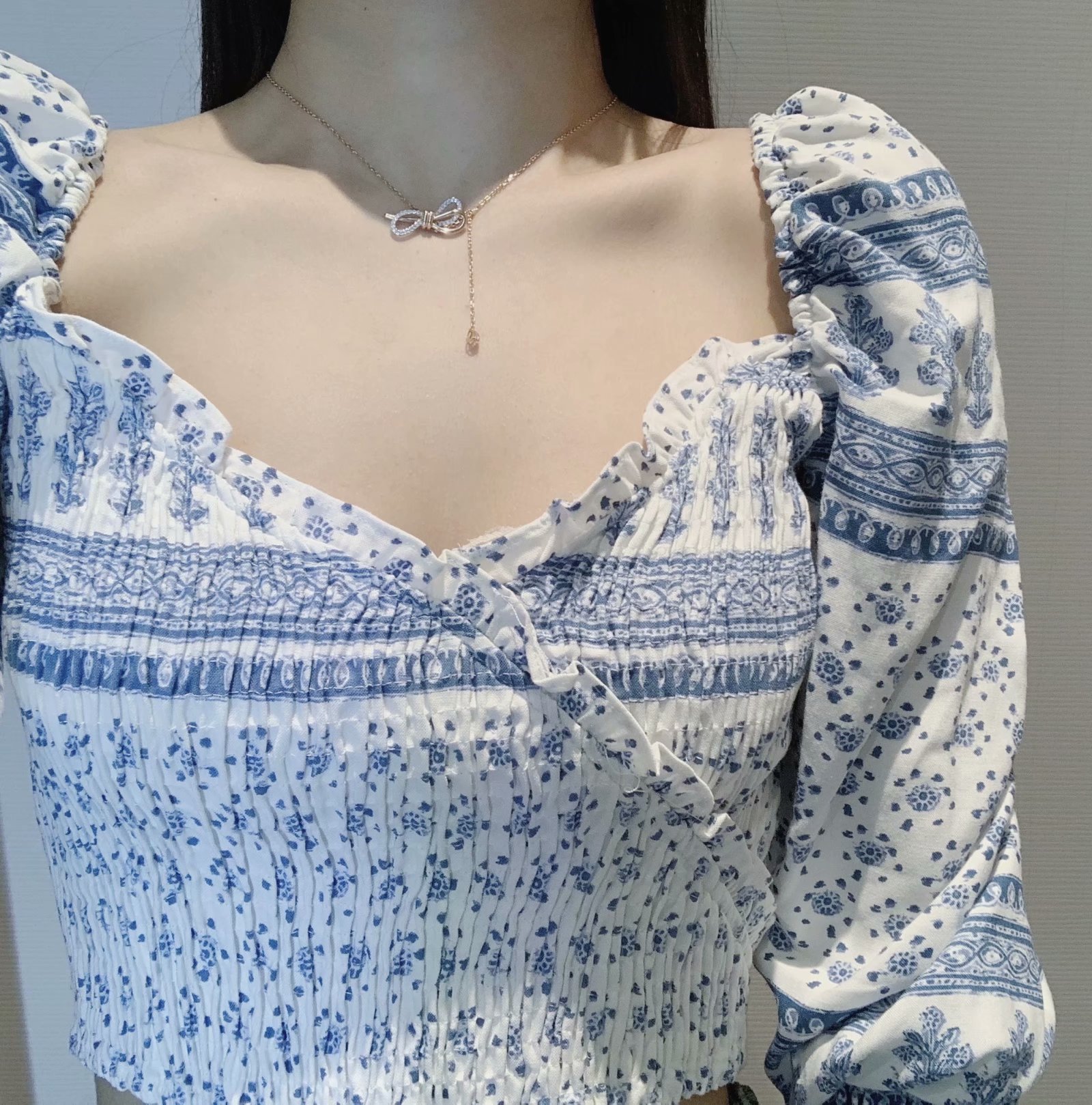 new blue and white wholesale spring pleated print blouse NSAM53206