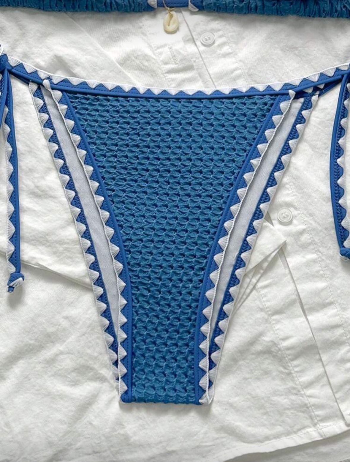 Set bikini donna sexy allacciato al collo due pezzi mare_voghion.com