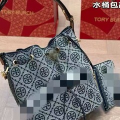 TB新款提花帆布轻巧通勤抽绳水桶包时尚老花款斜跨单肩手提包女包