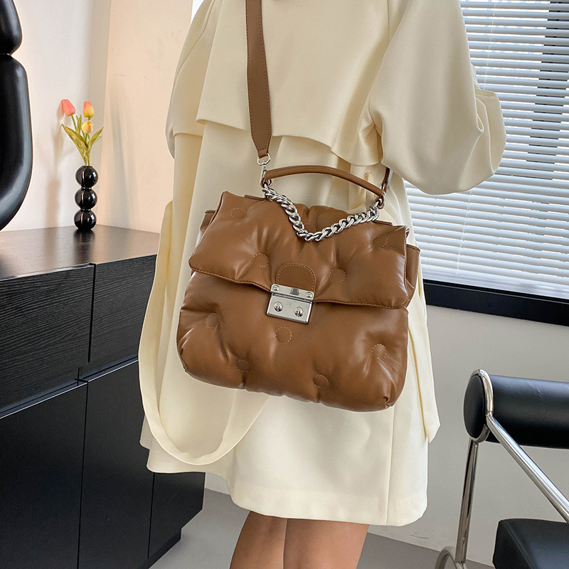 Autumn New Space Cotton Suit Bag Women's Internet Red Bubble Bag High End High Capacity Handheld One Shoulder Crossbody Bag_viptrois.com