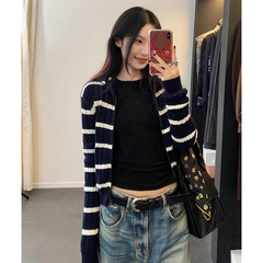 藏青色条纹连帽麻花针织开衫外套女韩系氛围感早秋季穿搭毛衣上衣