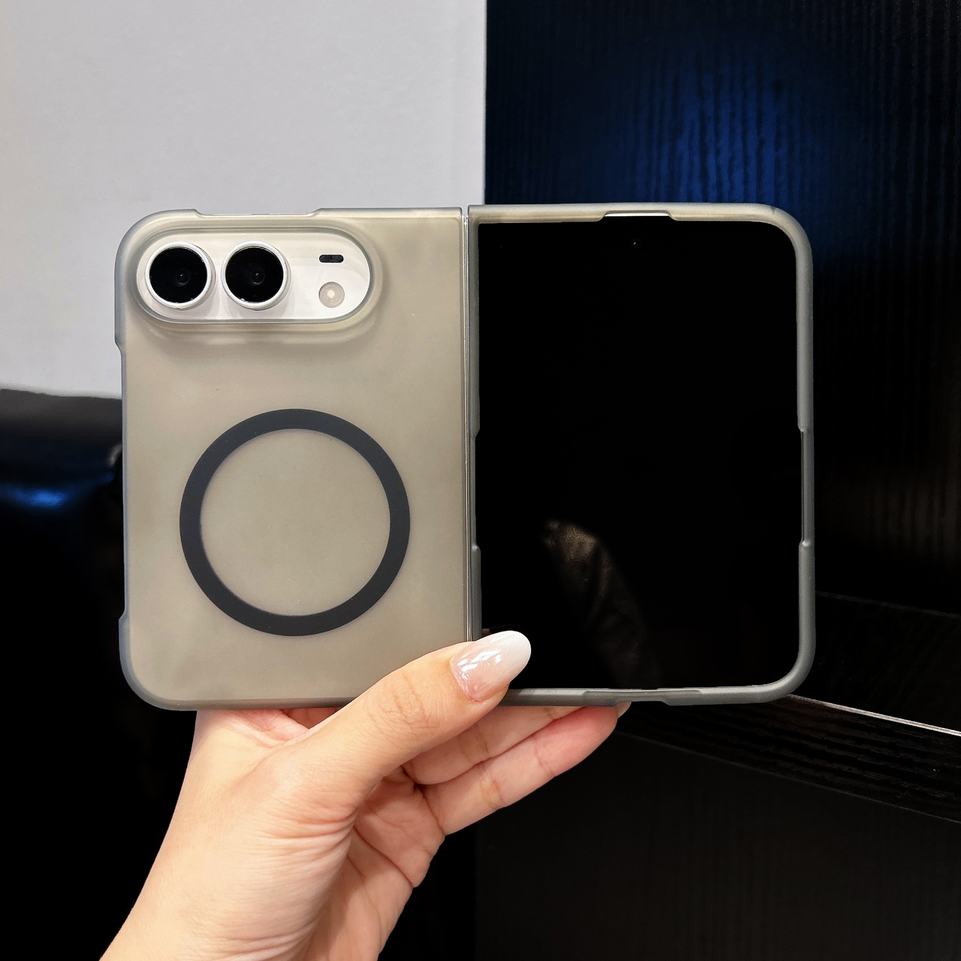 Funda para Teléfono Plegable iPhone Duo de Policarbonato con Absorción Magnética y Antigolpes