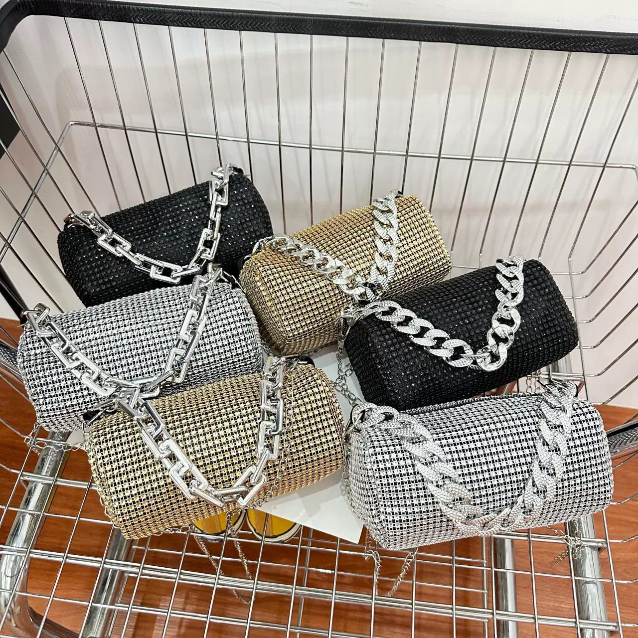 外贸网钻链条包包女2025新款春季个性洋气爆款单肩小众晚宴包女