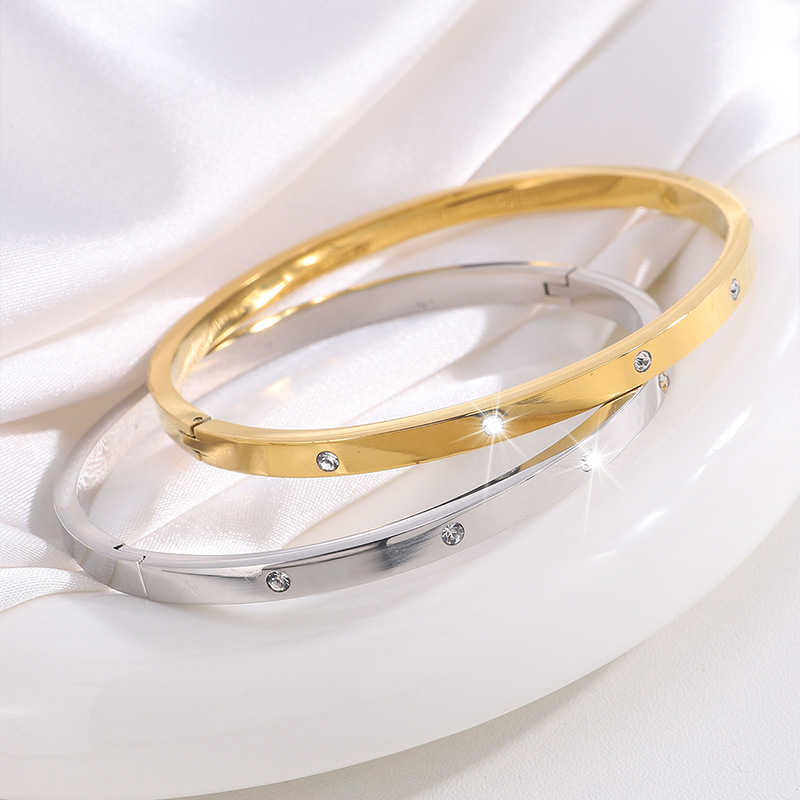 Pulsera de acero titanio para mujer, de alta gama, moda transfronteriza, lujo ligero, exquisita, joyería que no se decolora, pulsera de acero inoxidable con incrustaciones de diamantes