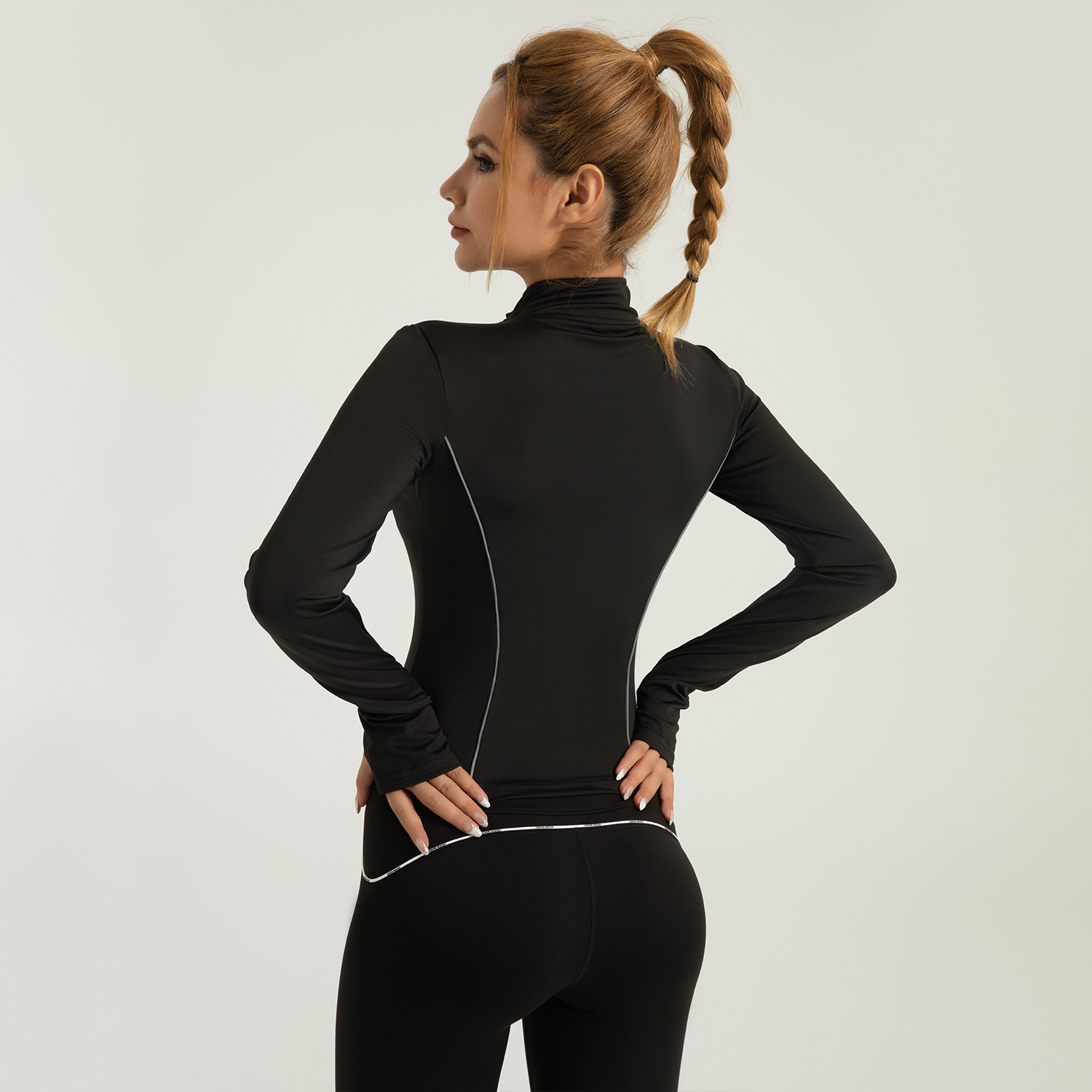 Área transfronteriza nueva chaqueta de yoga de línea de cuello vertical delgada y delgada para correr por la noche, chaqueta deportiva reflectante para mujeres