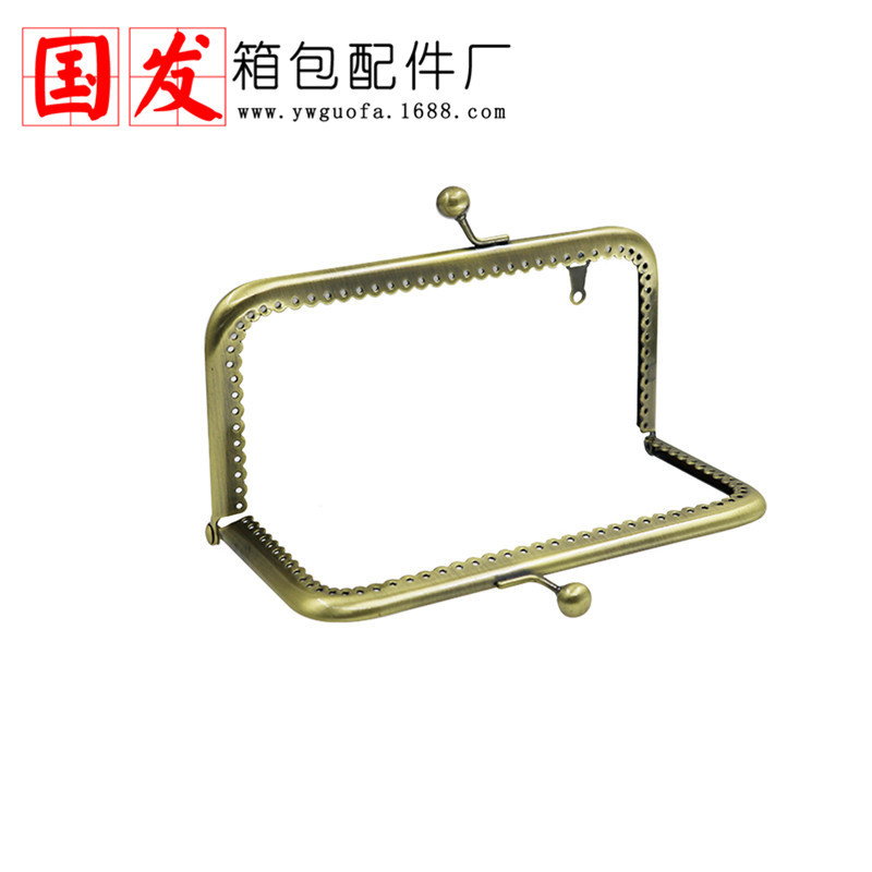 Sin stock puede hacer 15 * 8CM cuadrado máquina de encaje de superficie lisa golpea oro largo pie cuadrado cámara de oro